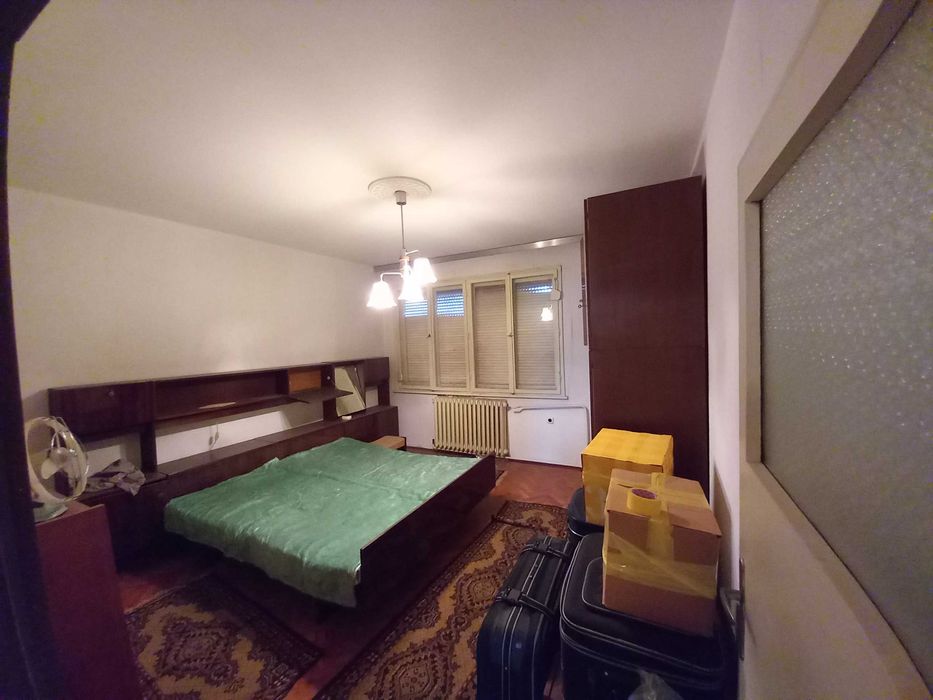 Продава се Многостаен апартамент в Разград, Бели Лом - 137 кв.м за 636 €/кв.м - Снимка #2