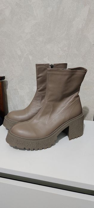 Полусапожки р 39-40 размер