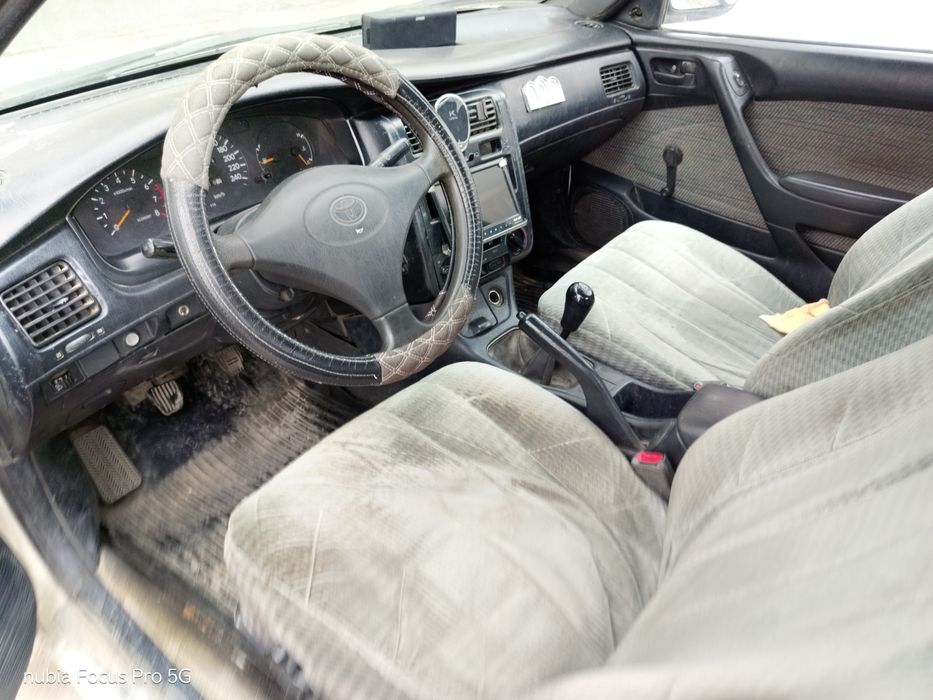 Toyota Carina продам
