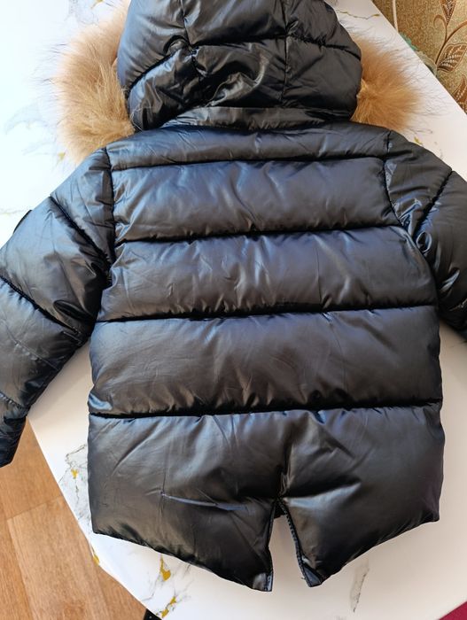 Продаю зимний пуховичок
