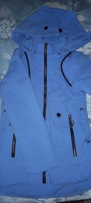 Куртки осень-весна,за обе 3000