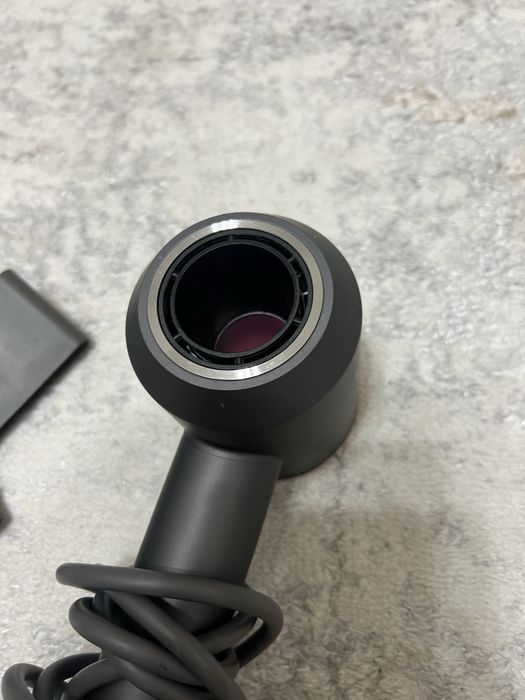 Фен дайсон мощный