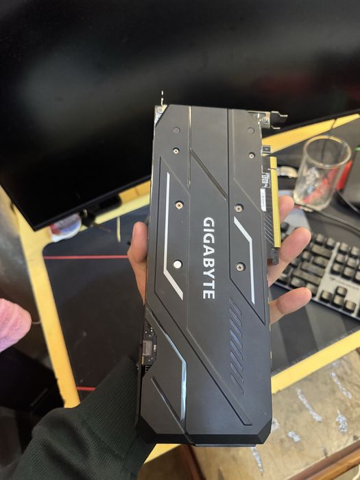 I5 12400f/H610/16gb Ddr4/Gtx 1660super/2k 180hz Monitor