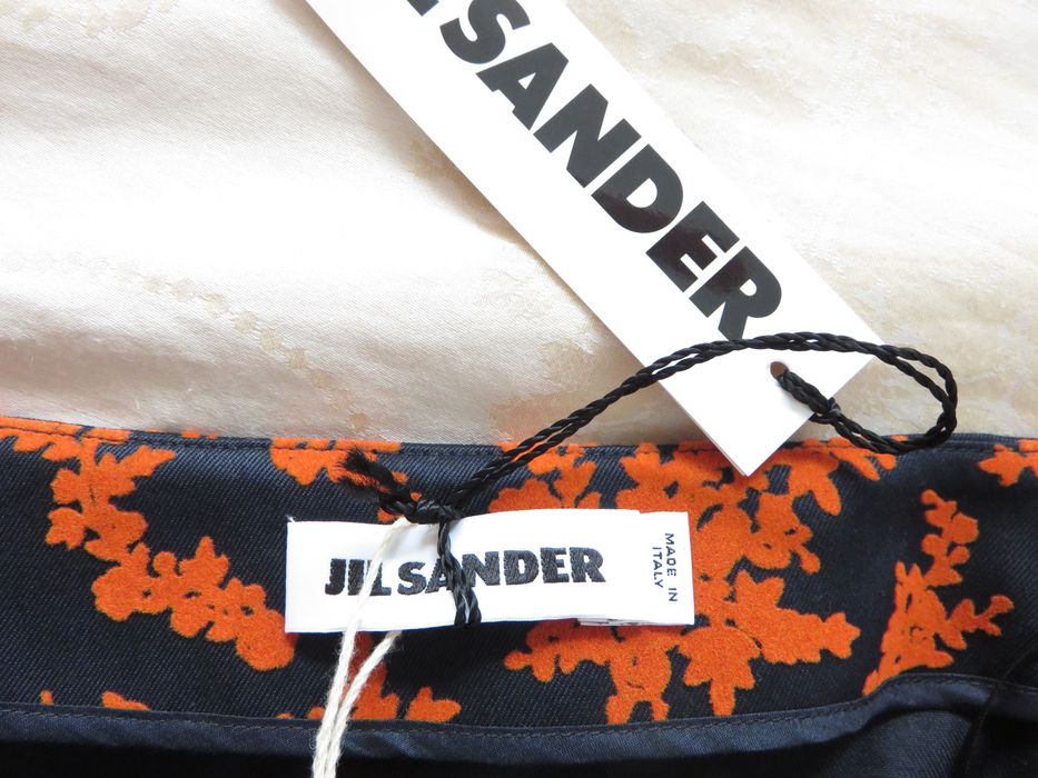 Къса пола Jil Sander, M - L, нова