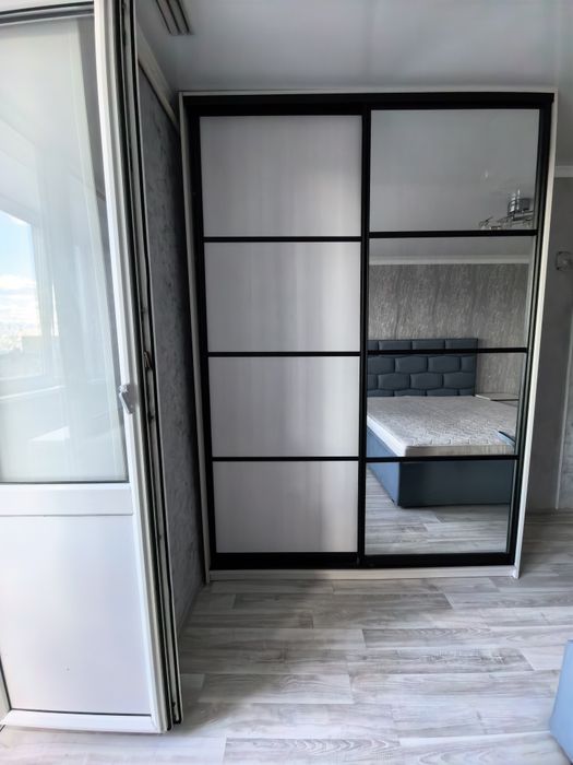 Продам гарнитур спальный