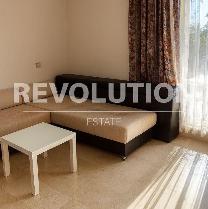 Дава се под наем Едностаен апартамент в к.к. Камчия - 30 кв.м за 225 € - Снимка #2