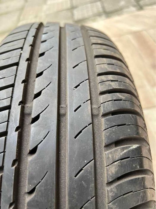 Continental 175/65/15 летни гуми Континентал