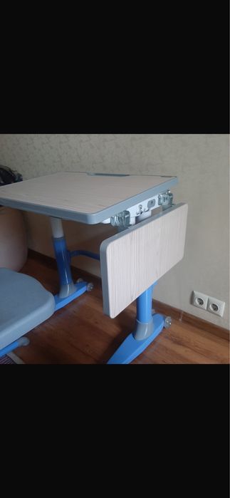 парта школьная, растущая