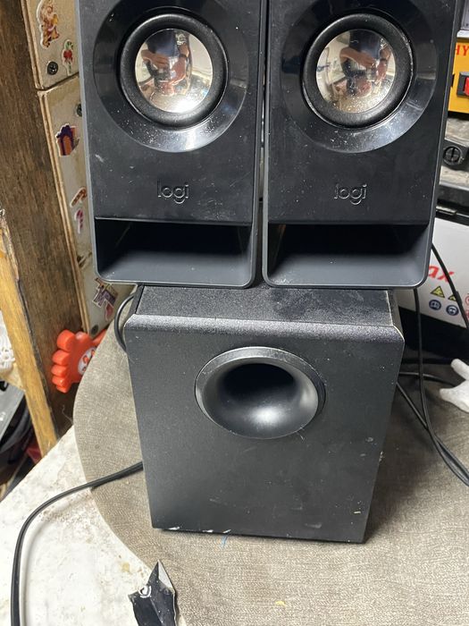 Буфер с колонки logitech z 213