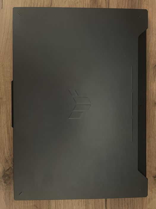 Asus Tuf Gaming A15 - Ryzen 9 8945 | RTX 4060 | 2 TB | 32 RAM | 144hz