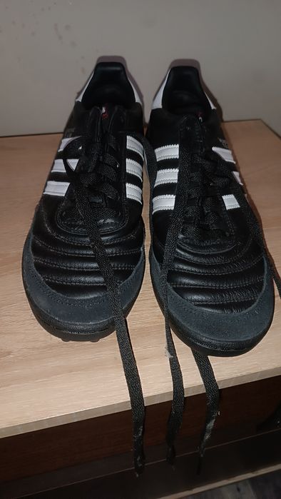 Футболни обувки  нови 130лв