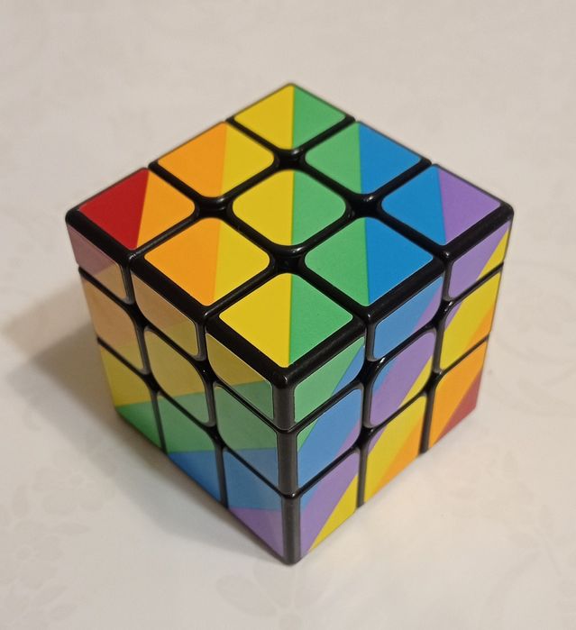 Rubik colorat curcubeu