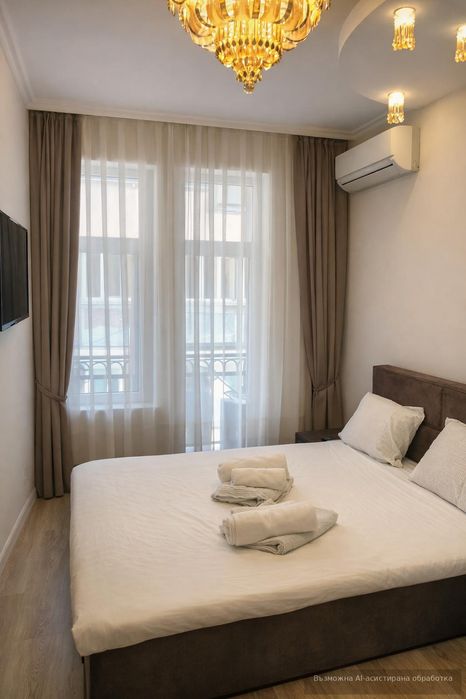 Дава се под наем Тристаен апартамент в Пловдив, Център - 85 кв.м за 747.66 € - Снимка #3