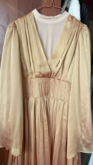 Платья на выпускной и не только