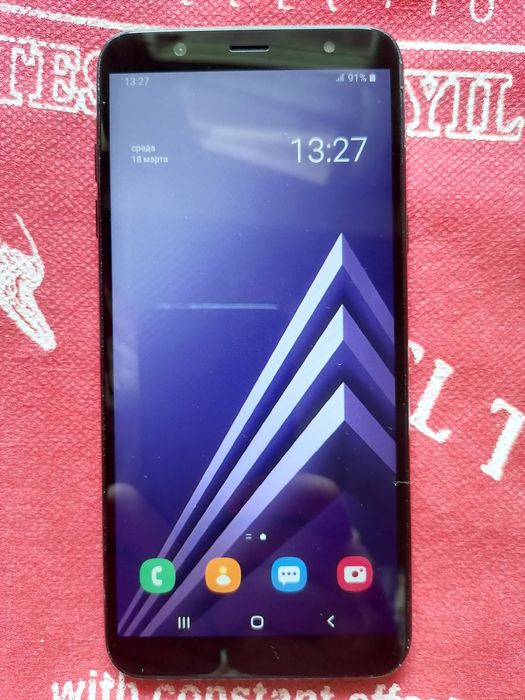 Продаётся телефон Samsung A6+