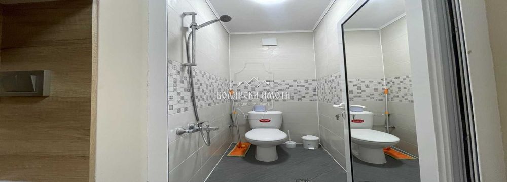 Дава се под наем Едностаен апартамент в Велико Търново, Център - 17 кв.м за 200 € - Снимка #4