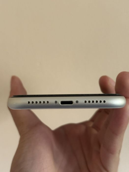 Айфон 11 64gb белый