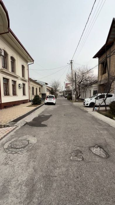 Кукча Беш козонга якин махаллани ичида ер хисобида 3.7-соток Фас:12.7м