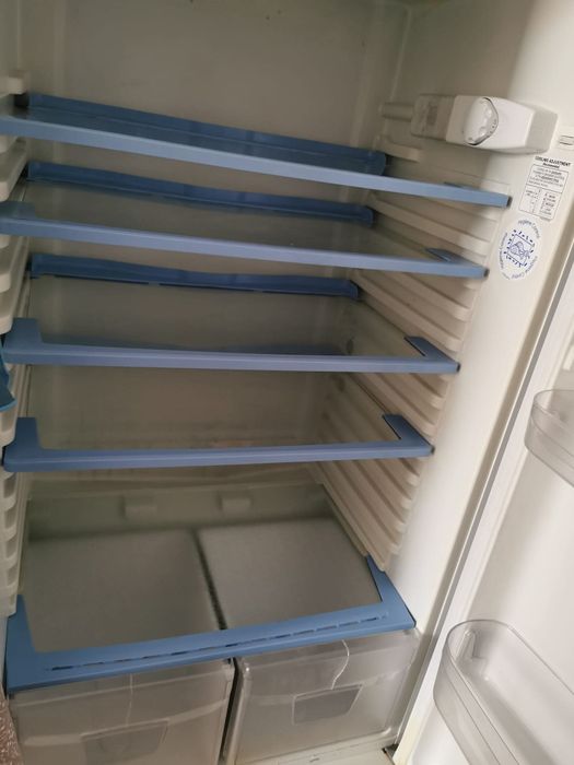 Vând combină frigorifică