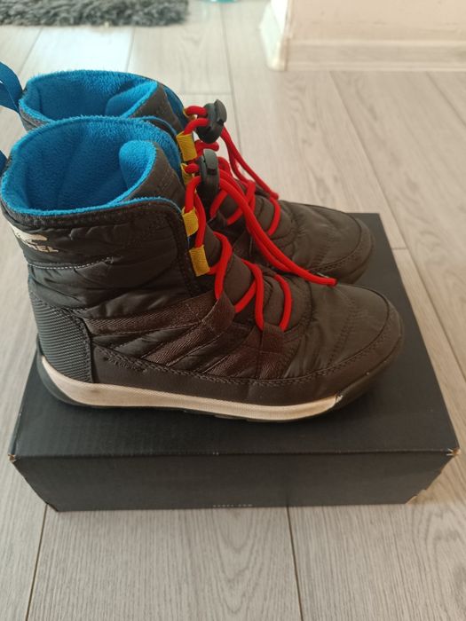 Зимни  ботуши Adidas,ботуши Sorel
