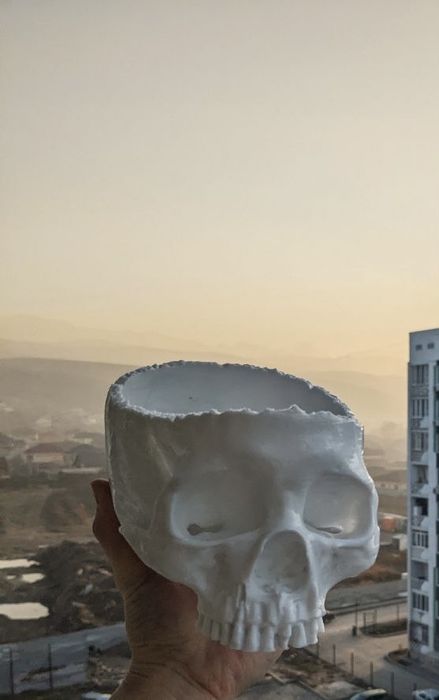 Череп конфетница