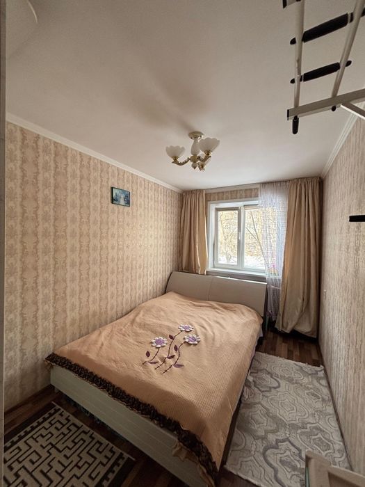 Продам 3 комн., квар. 6-12, 3 этаж.