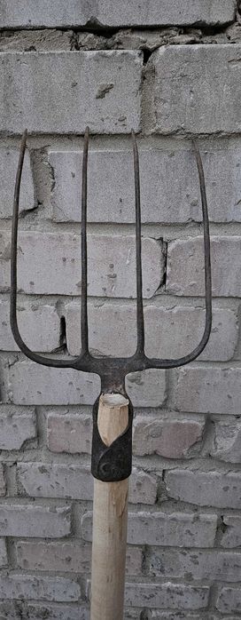 Вилы с черенком СССР