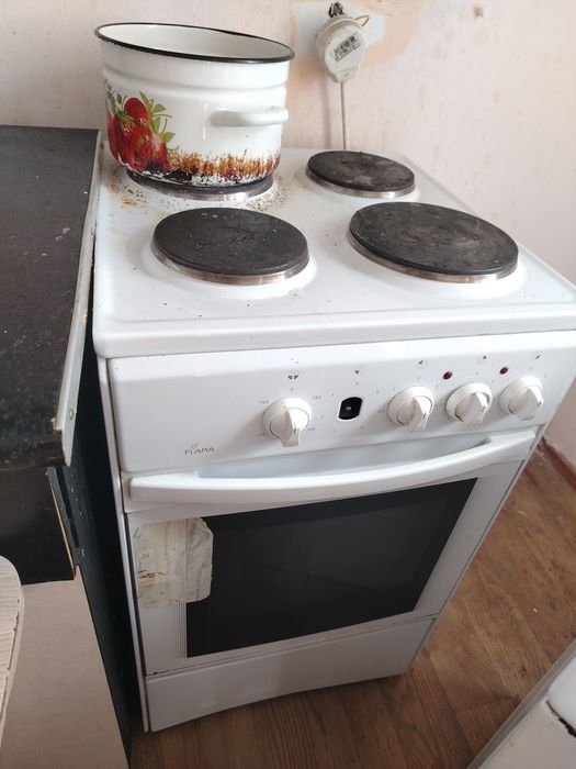 Продаю плиту  рабочий