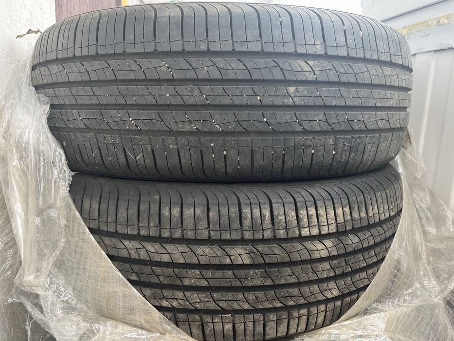 Продам шины в отличном состояний