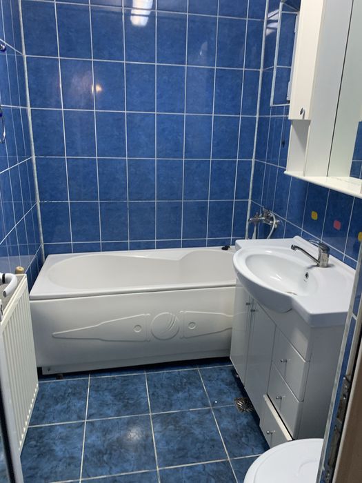 Vand apartament 2 camere decomandat