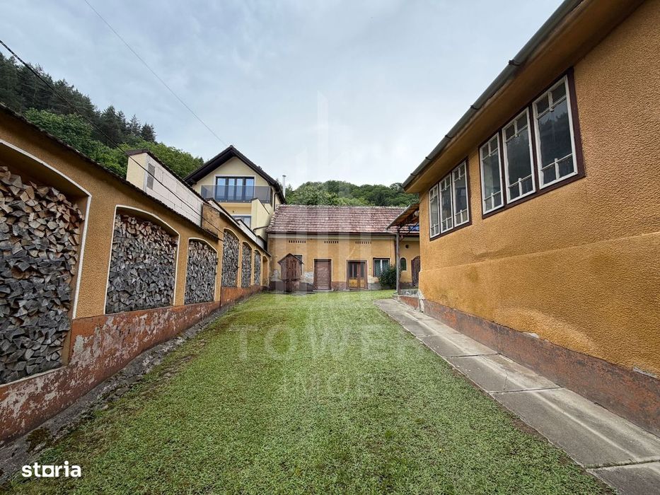 Casă rustică de vânzare în Tilișca, (Marginimea Sibiului)
