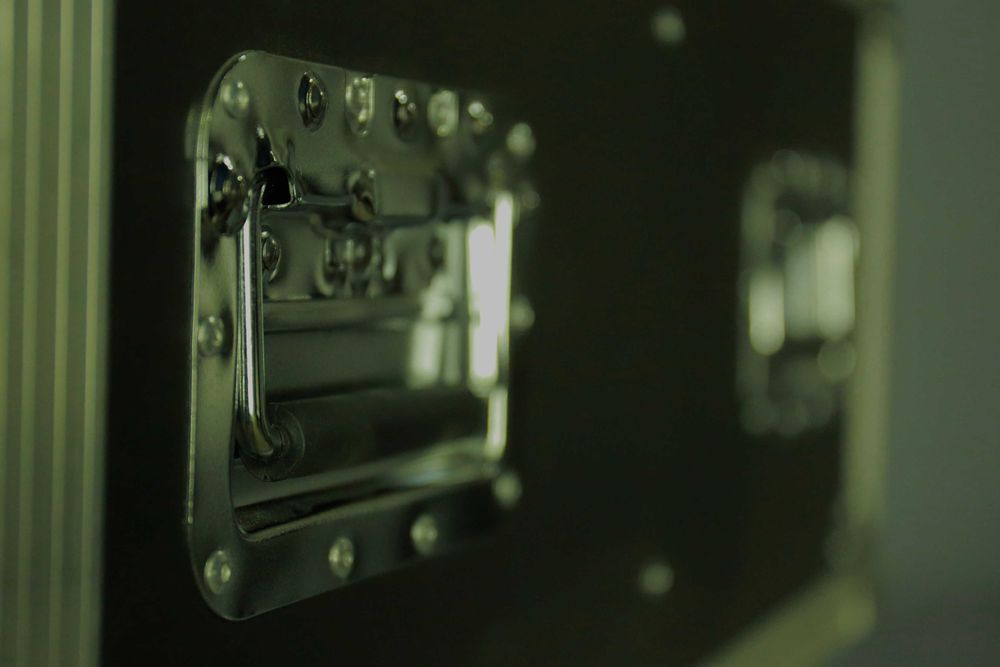 ящики для разных инструментов, anjomlar u-n yashiklar