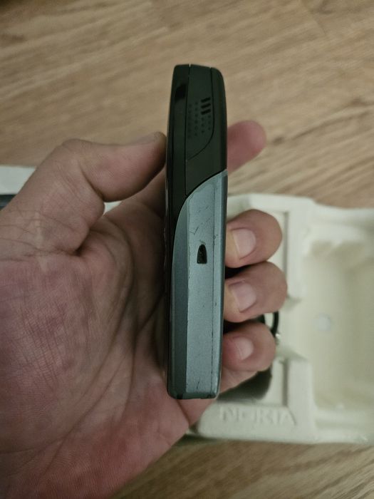 Продам Nokia 6220