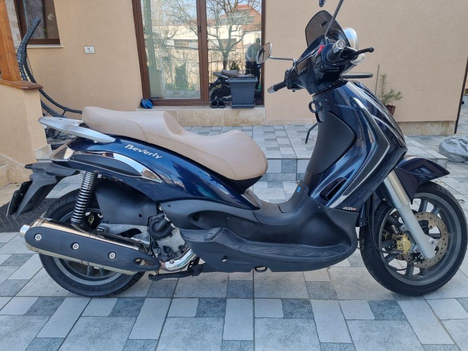 Scuter Piaggio Beverly 400