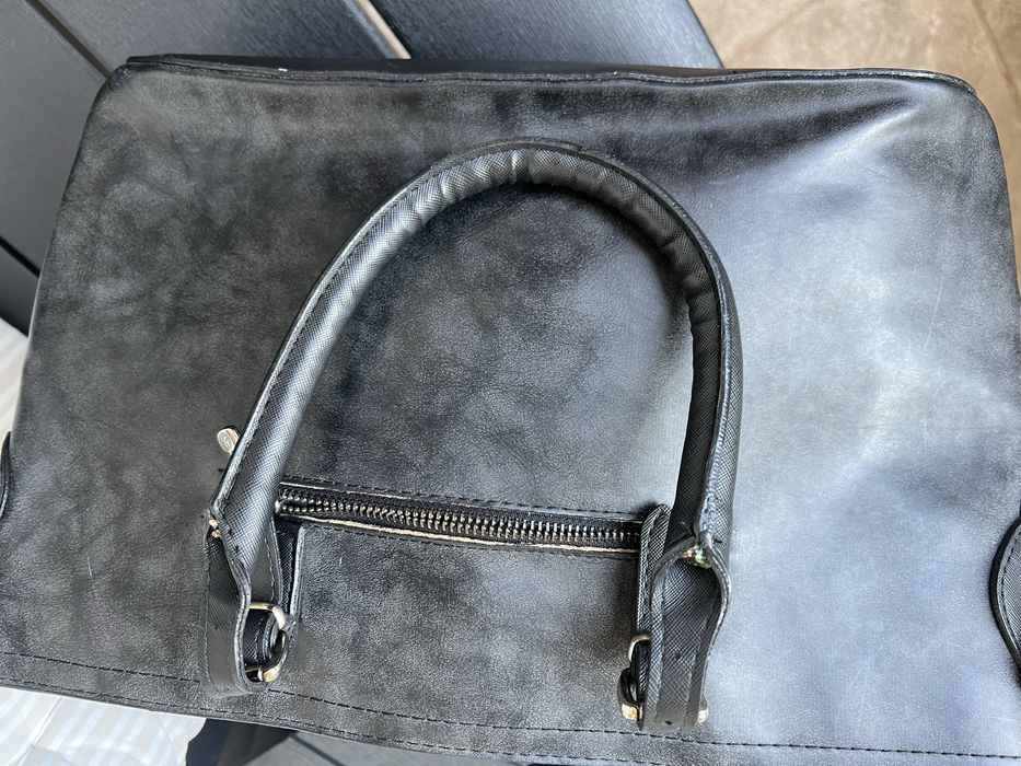 Дамска чанта GUESS