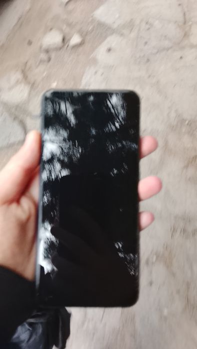 Продам телефон редми