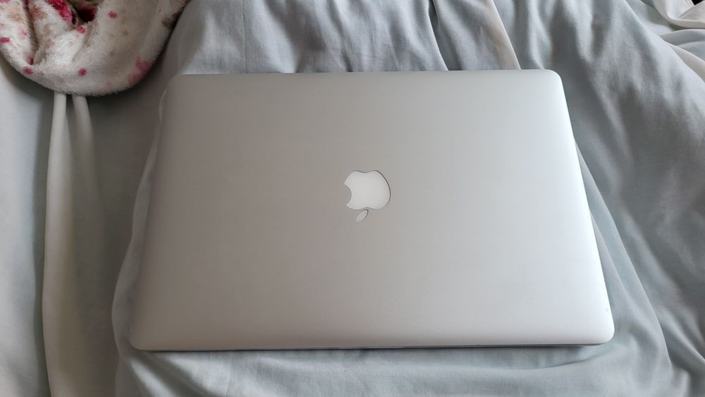 Macbook pro retina 15 mid 2015 16gb