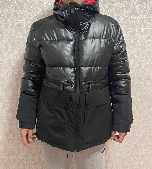 Продам куртки пуховики