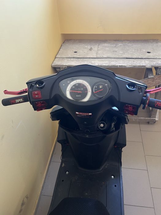 Продам мопед М8