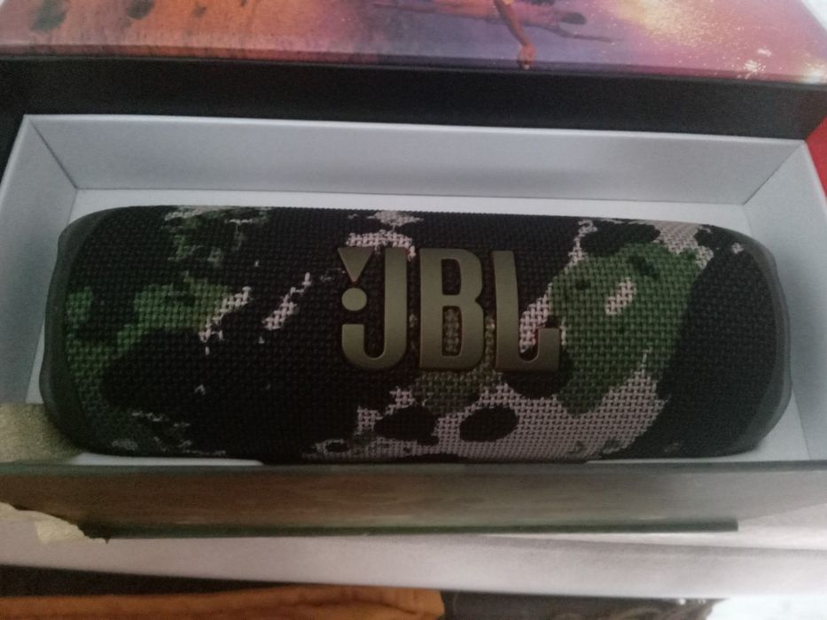 Продам колонку jbl