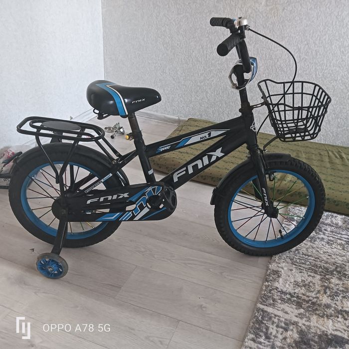 Детский велосипед на 4-8 лет.