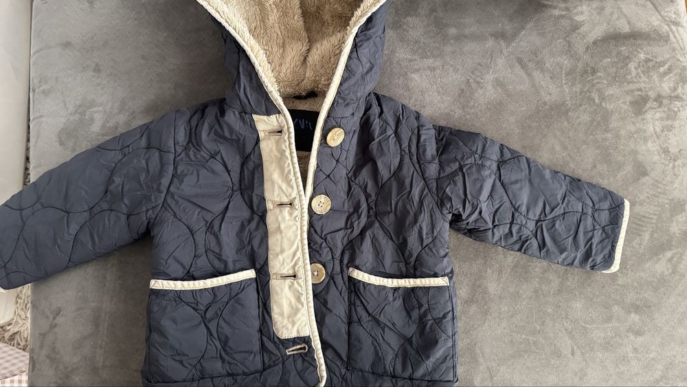 Zara унисекс яке размер 92 -98 см 3 год.