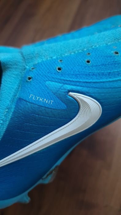 Оригинални бутонки Nike и Adidas