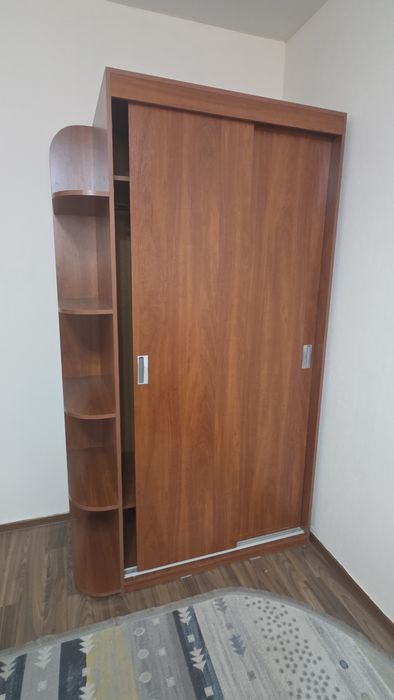 Продам шкафы 2 шт
