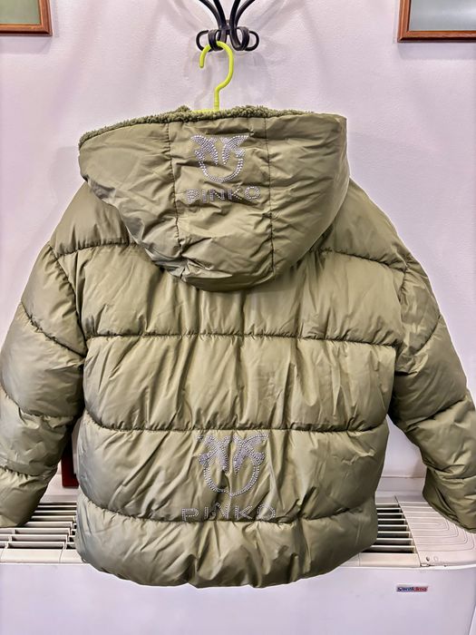 Зимно яке Pinko в много добро състояние xs- размер, но отговаря на S-M