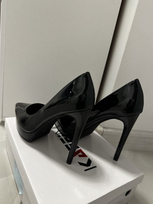 Официални дамски обувки