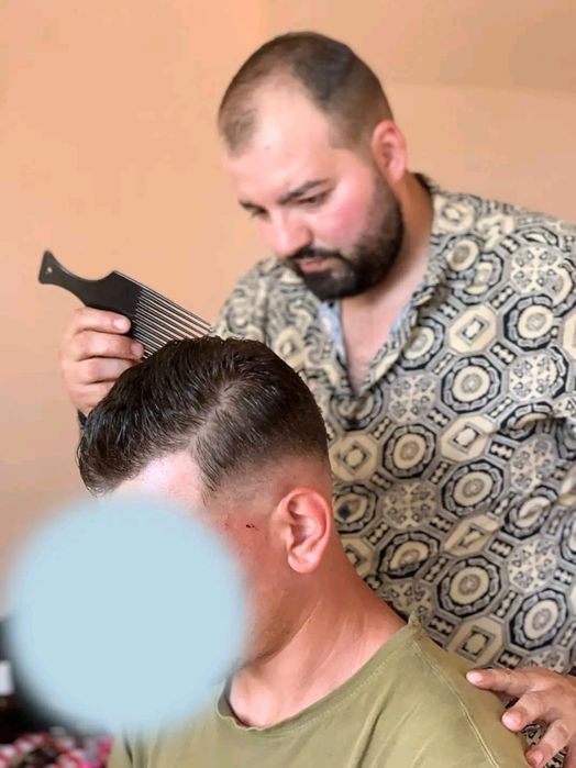 Frizer la domiciliul clientului