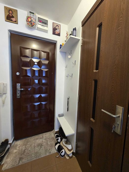 Apartament de 2 camere de Vanzare