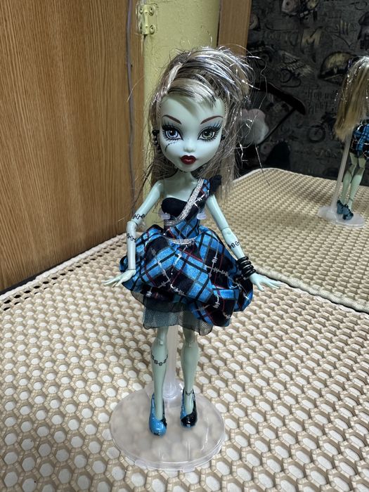 Продам куклу монстр хай!