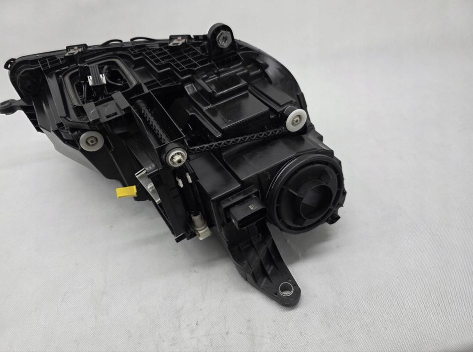 Ляв фар за Mercedes GLE W167